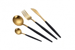 SFK-11 Dinnerware Set